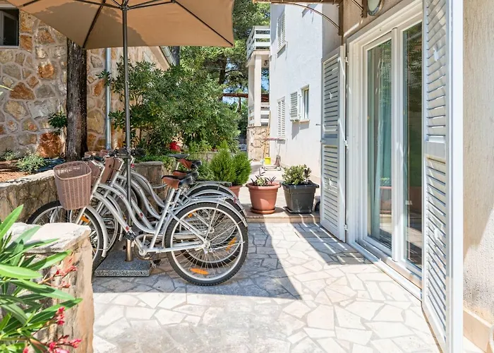 Tamar Apartment Jelsa (Hvar)