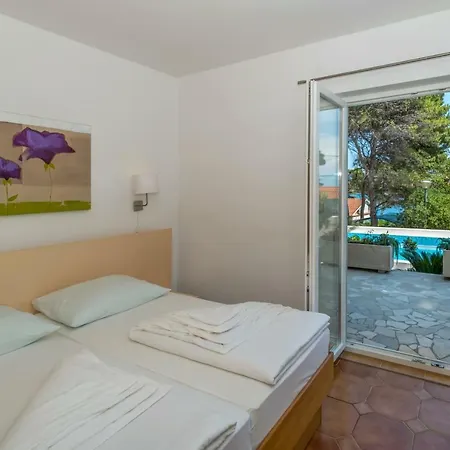 Apartment Tamar Jelsa (Hvar)