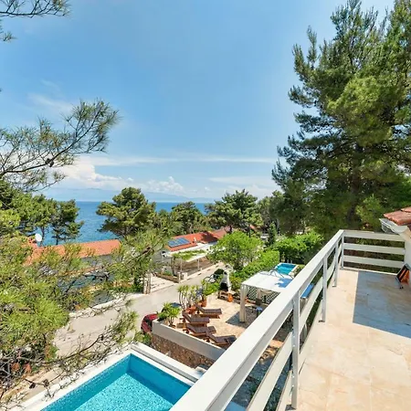 Tamar * Jelsa (Hvar)
